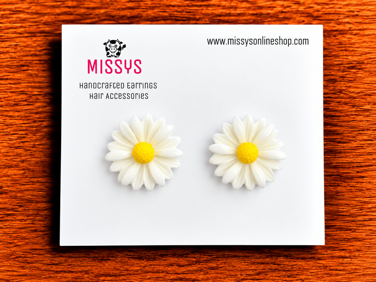 Big White Daisies