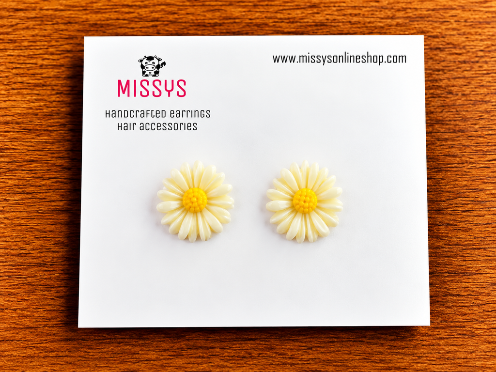 Cream Daisies