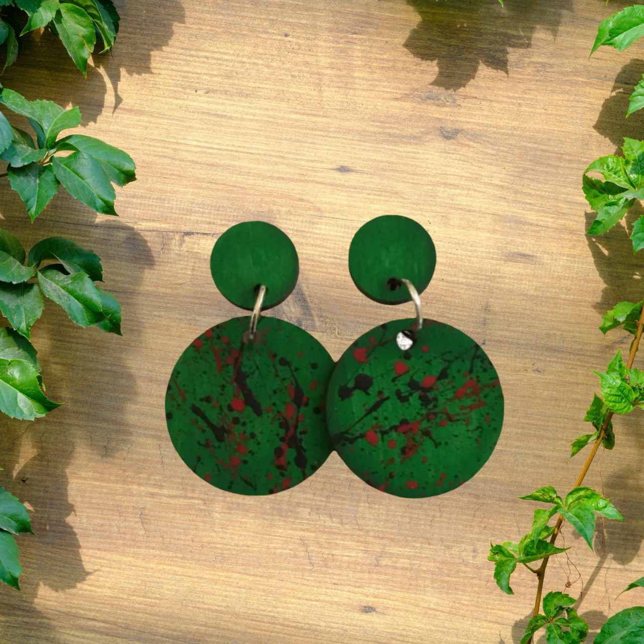 Splatter Sherwood Green with Red